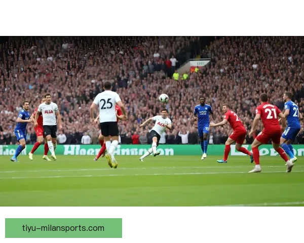 足球直播图片聚焦赛场瞬间激情与战术之美全景呈现精彩对决纪实